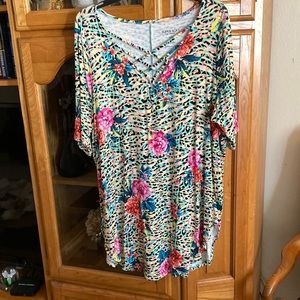 3x Torrid shirt